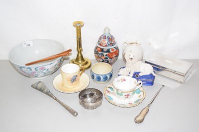 Lot 524 - Mixed Lot: Various assorted tea wares, vases,...