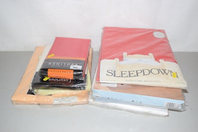 Lot 622 - Qty of bed linen