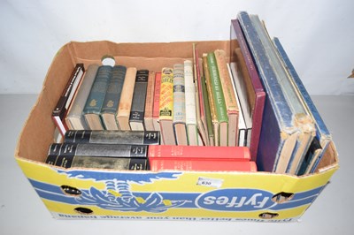 Lot 630 - Books including Pevsner buildings of England...