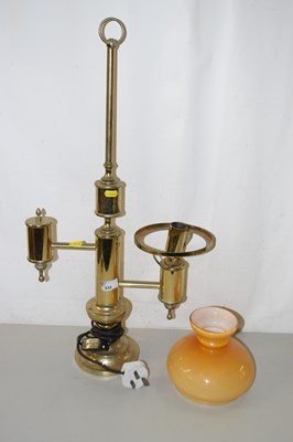 Lot 632 - Vintage styled table lamp with glass shade