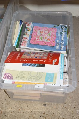 Lot 44 - Books and magazines to include needlework...