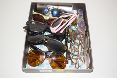 Lot 101 - Box of assorted sunglasses and spectacles