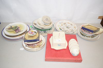 Lot 131 - Qty various clown decorated plates and other...