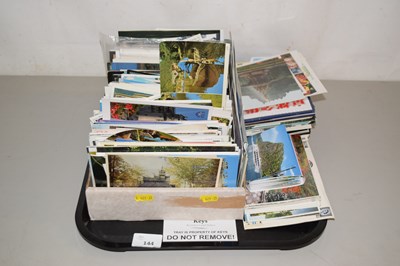 Lot 144 - Mixed lot of 20th century postcards