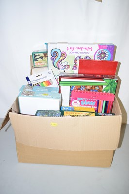 Lot 155 - Box various games, jigsaw puzzles etc