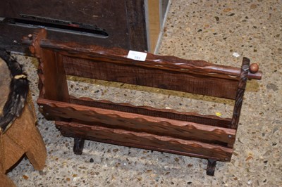 Lot 281 - Magazine rack