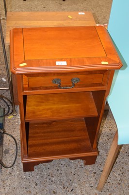 Lot 317 - Reproduction bookcase cabinet