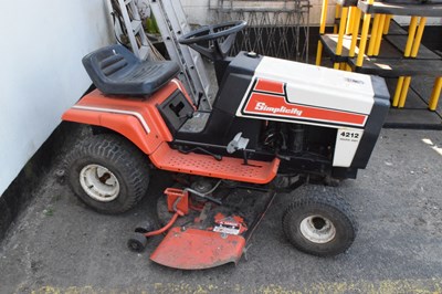 Lot 353 - Ride on lawnmower