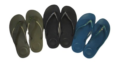Lot 164 - Three pairs of FitFlops, size 6 / 39 (as new /...