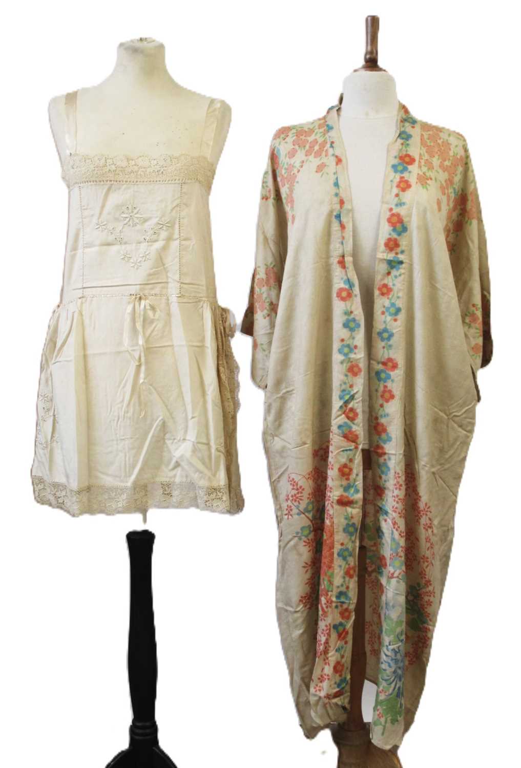 Lot 16 - A printed silk kimono, c.1930-40 and an early...