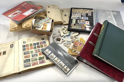 Lot 401 - Stamp Collection: 5 Albums and Two Large Envelopes UK and Worldwide