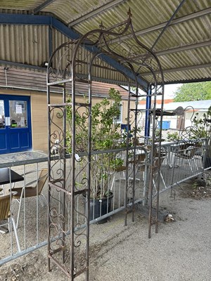 Lot 166 - Large and impressive decorative rustic wrought-...