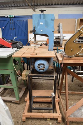 Lot 3 - A band saw