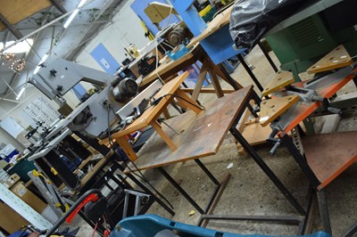 Lot 6 - A Wickes band saw on stand