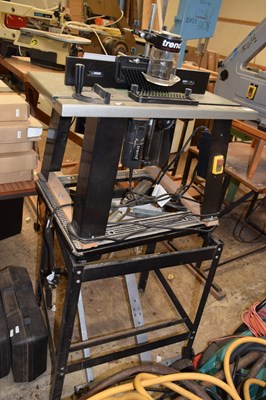 Lot 7 - A Trend router jig table with a Trend TVE router