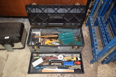 Lot 20 - A toolbox containing various tools to include...