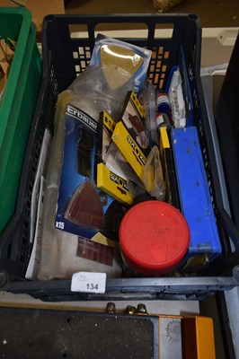 Lot 134 - Box containing various items to include a tap...