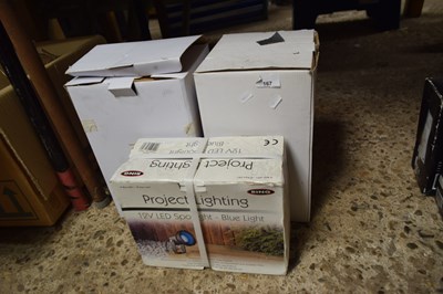 Lot 167 - A quantity of wall lights