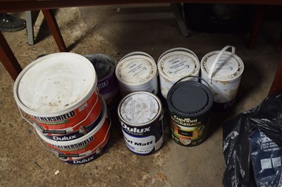 Lot 198 - A large quantity of sealed paint tubs
