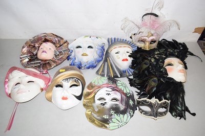 Lot 157 - A collection of various modern porcelain and...