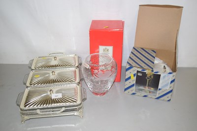Lot 167 - Mixed Lot: Covered vegetable dish, Royal...