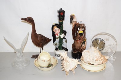 Lot 174 - Mixed Lot: Royal Doulton Bunnikins child's...