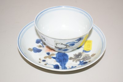 Lot 55 - A Nanking Cargo tea bowl and saucer