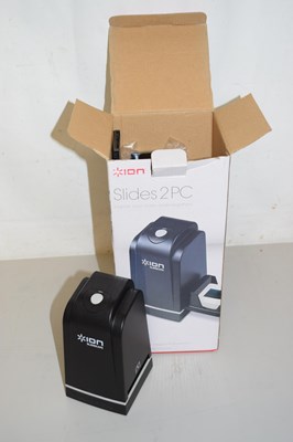 Lot 58 - A slide projector