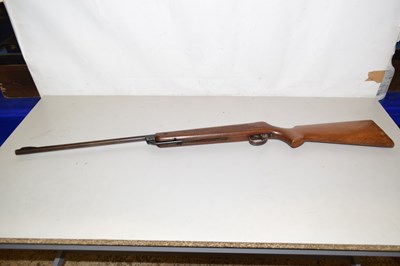 Lot 64 - A BSA Meteor 22 air rifle
