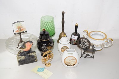Lot 536 - Mixed lot of various ceramics, glass wares and...