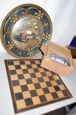 Lot 575 - Mixed lot to include a chess board, outdoor...