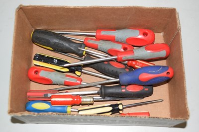 Lot 599 - Box of various screwdrivers