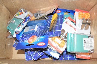 Lot 612 - Box of various stationery