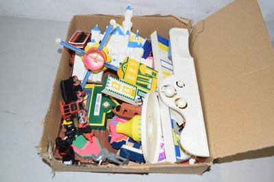 Lot 623 - Vintage Disney castle play set