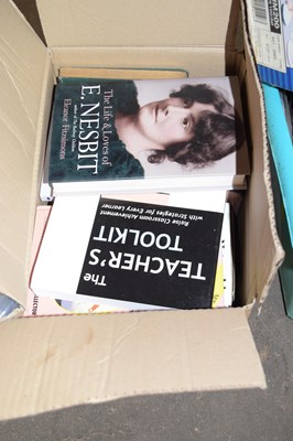 Lot 674 - Box of various books