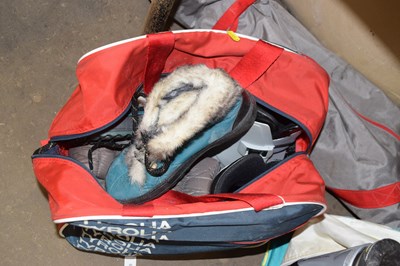 Lot 779 - A bag containing ski boots and others