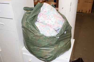Lot 798 - A quilt