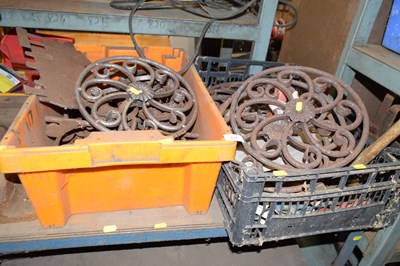 Lot 842 - Two boxes of various ironmongery