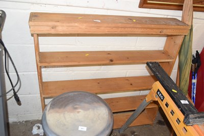 Lot 866 - Pine wall shelf