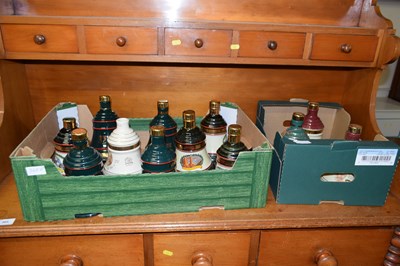 Lot 365A - A collection of various Wade Christmas and...