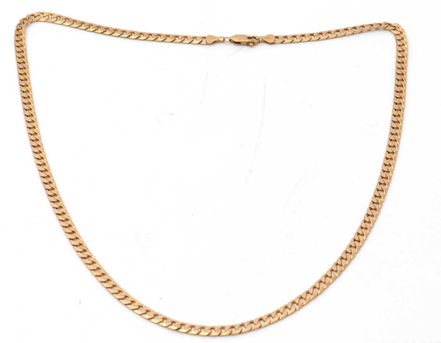 Lot 90 - A curblink necklace, stamped 375 to each end,...