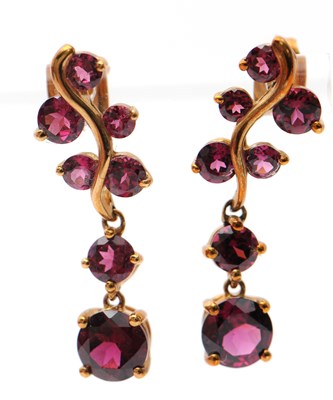 Lot 81 - A pair of 9ct garnet earrings, set with round...