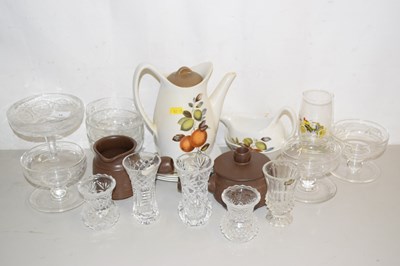 Lot 18 - Quantity of various glass wares, Midwinter tea...