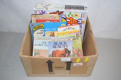 Lot 27 - Box of various Ladybird and other children's...