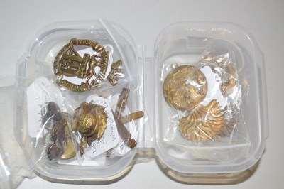 Lot 114 - Box of various military cap badges to include...