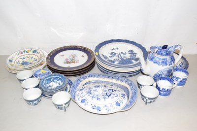 Lot 123 - Mixed Lot: Various table wares, mainly blue...