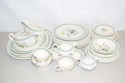 Lot 131 - A quantity of Woods Clovelly table wares