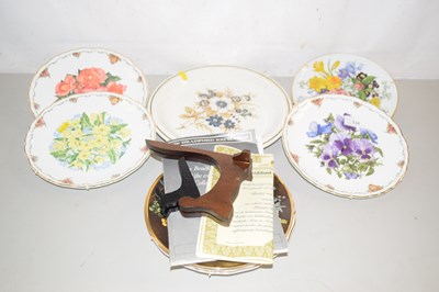 Lot 138 - A Royal Albert Queen Mother's Favorite Flowers...