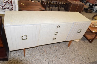 Lot 266 - A retro mid Century light wood melamine...