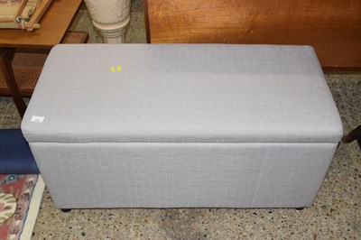 Lot 275 - An upholstered blanket box